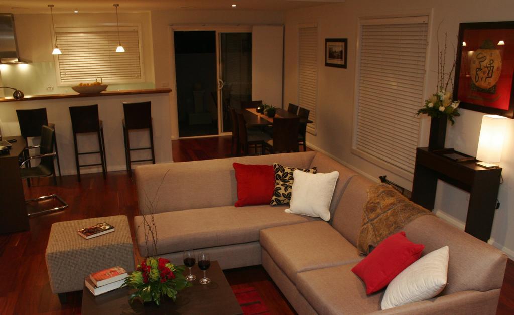 Encore Apartments บาเทิร์สต์ ภายนอก รูปภาพ